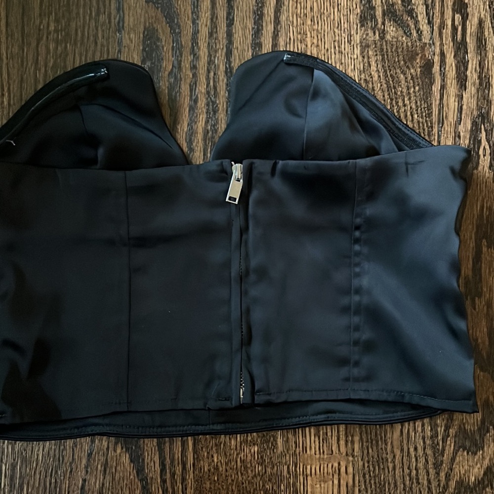 Black satin corset - Picture 5 of 5